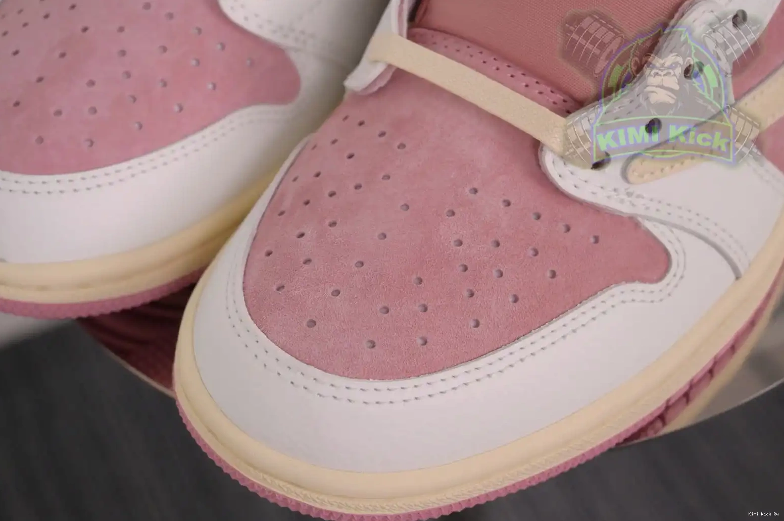 Air Jordan 1Low Scottx Jordan Travis Kimikick 0824